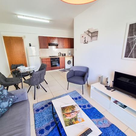 Seaside Heaven Apartment With Pool Larnaca Exterior photo